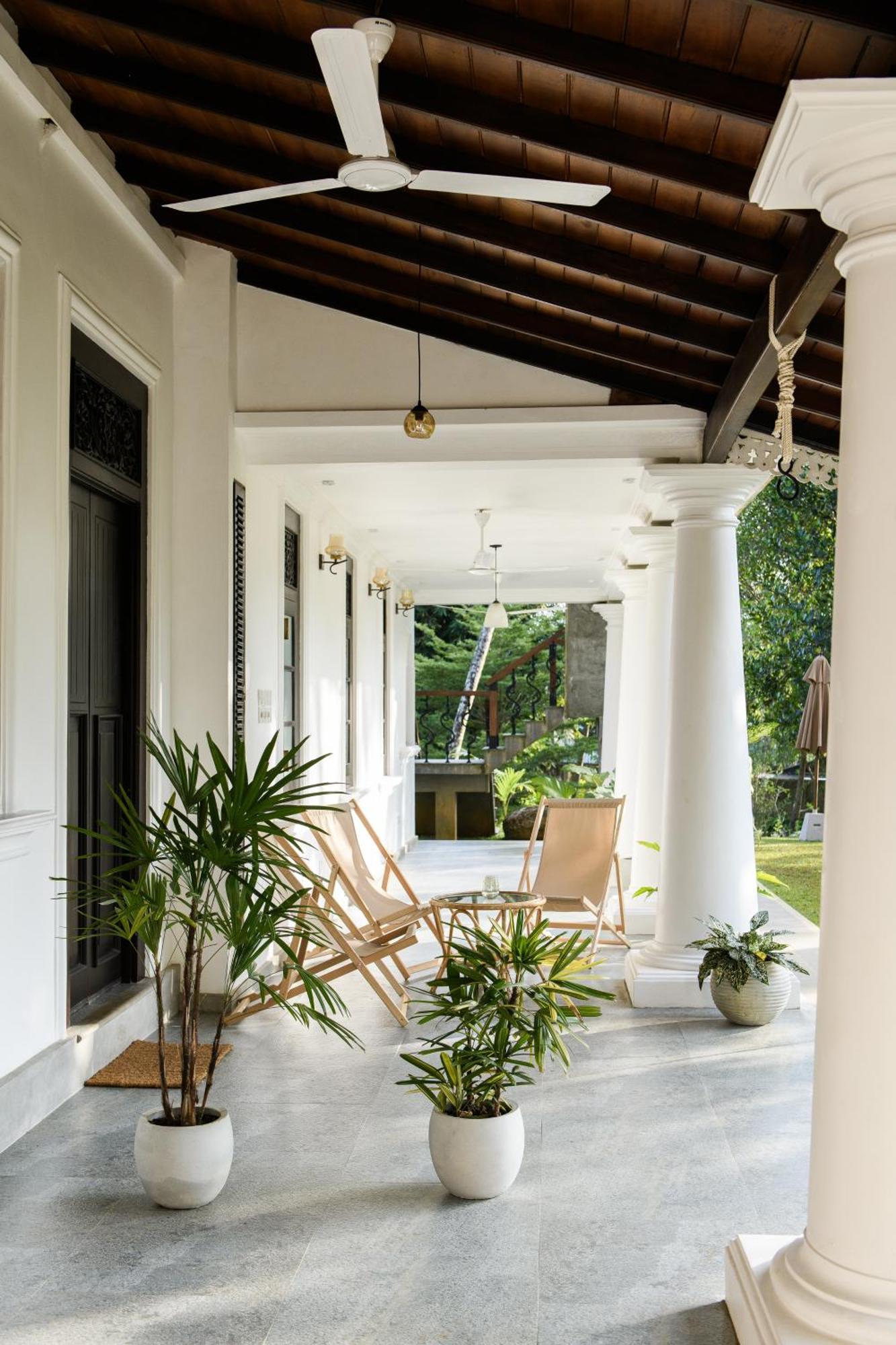 Roots Retreat Hotell Unawatuna Exteriör bild