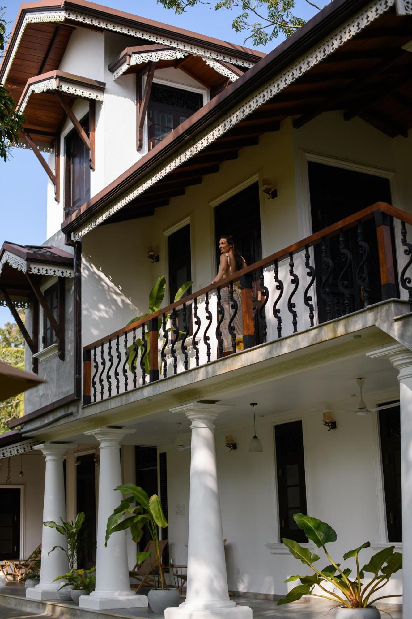 Roots Retreat Hotell Unawatuna Exteriör bild