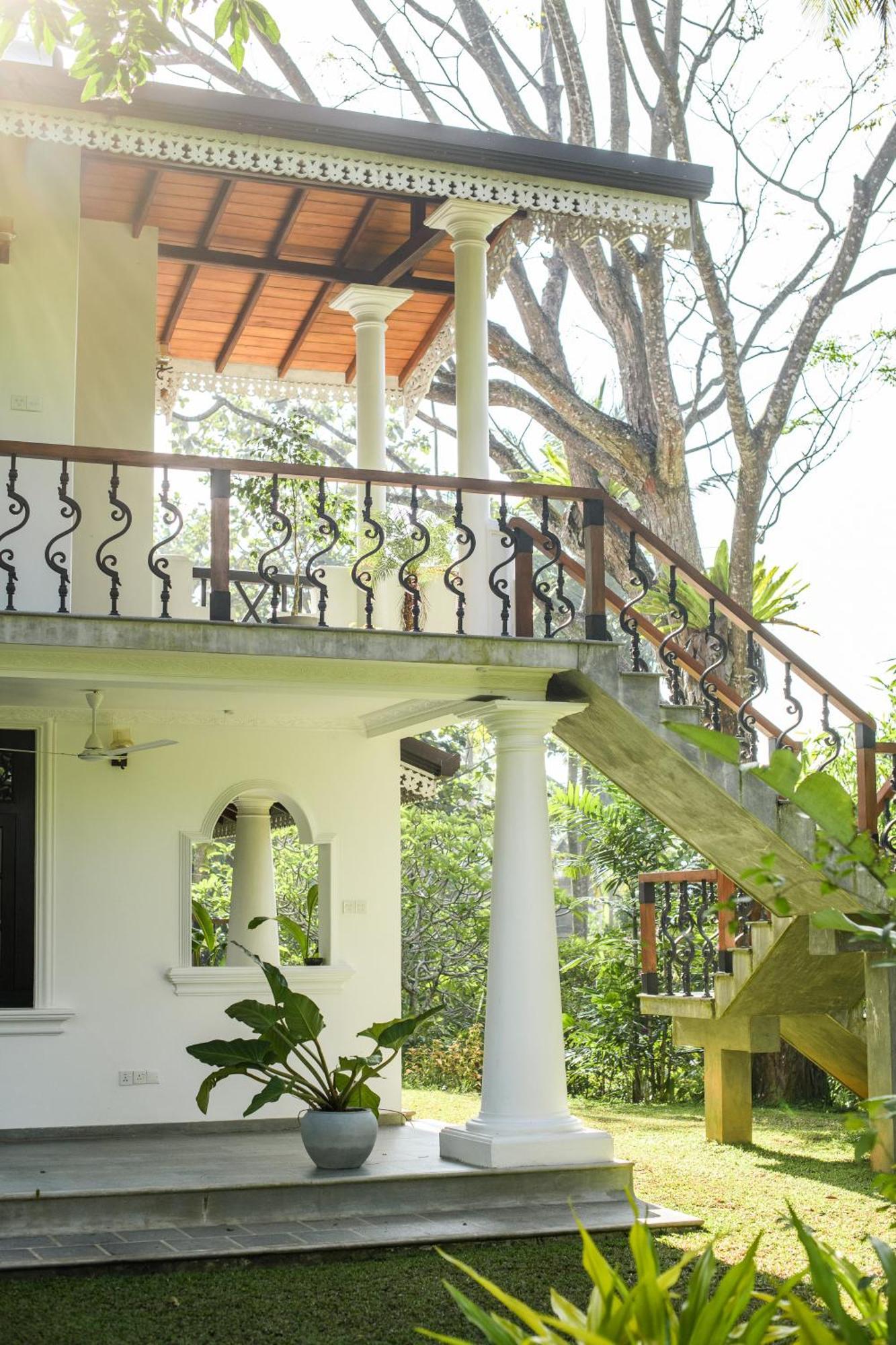 Roots Retreat Hotell Unawatuna Exteriör bild